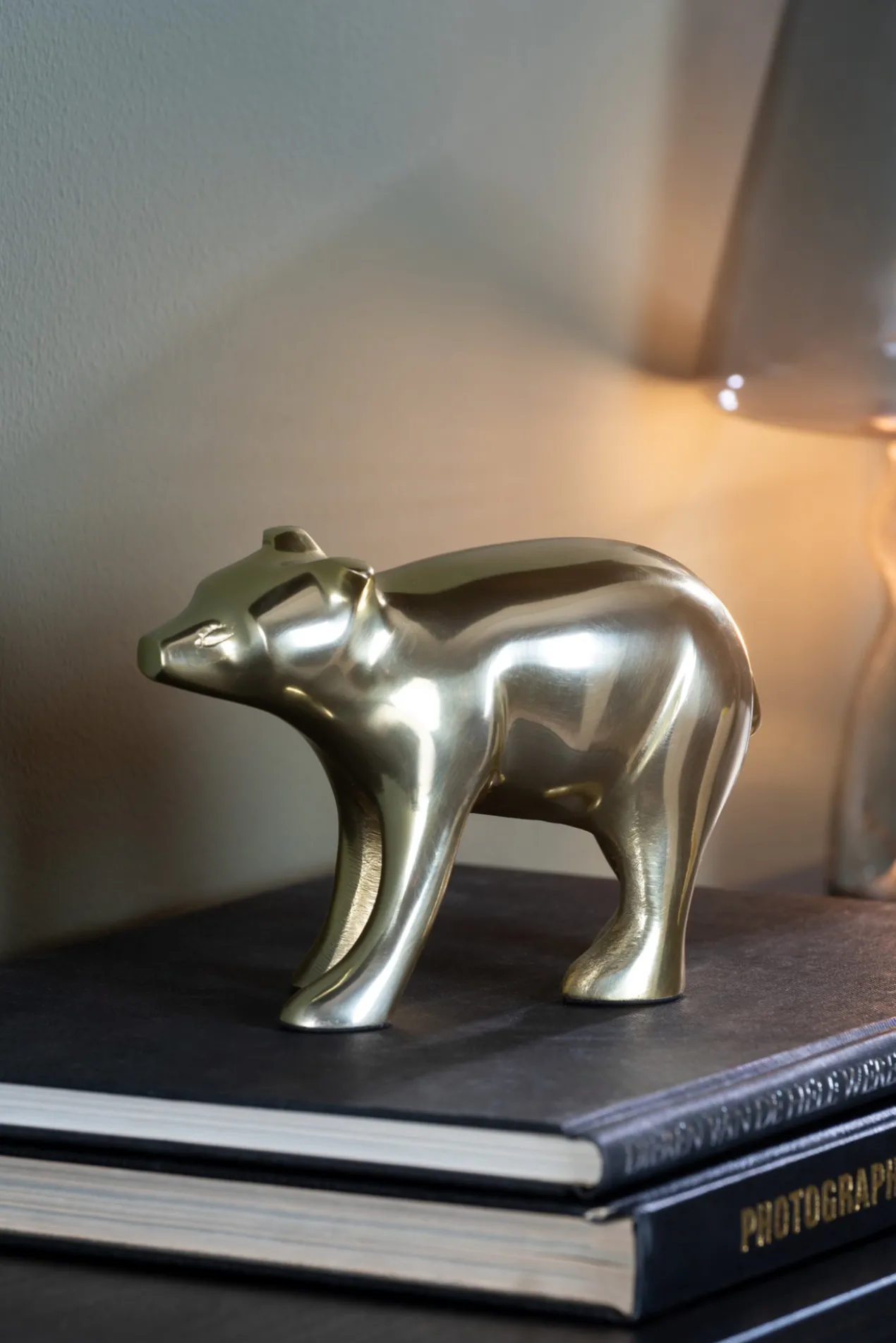 Statue Bear metal matt white