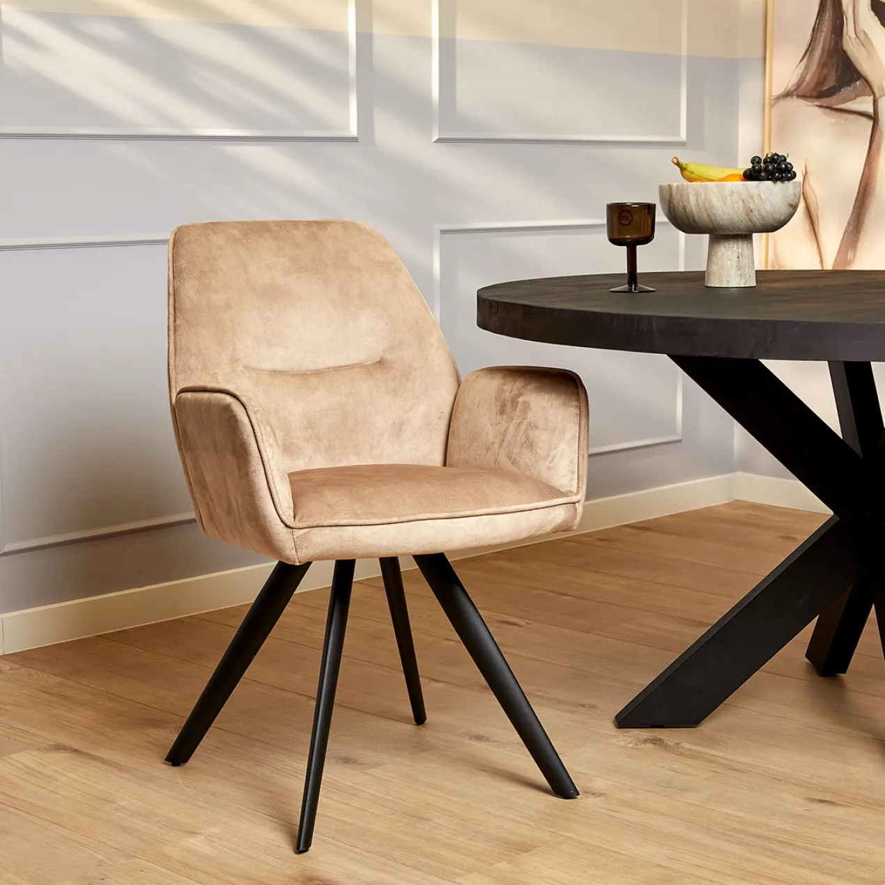Stoel NZ Beige