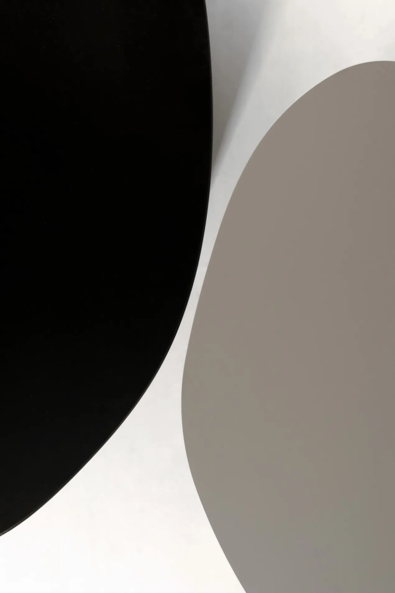 Studio HENK tafel Butterfly Blob - zwart frame, HPL Fenix ne