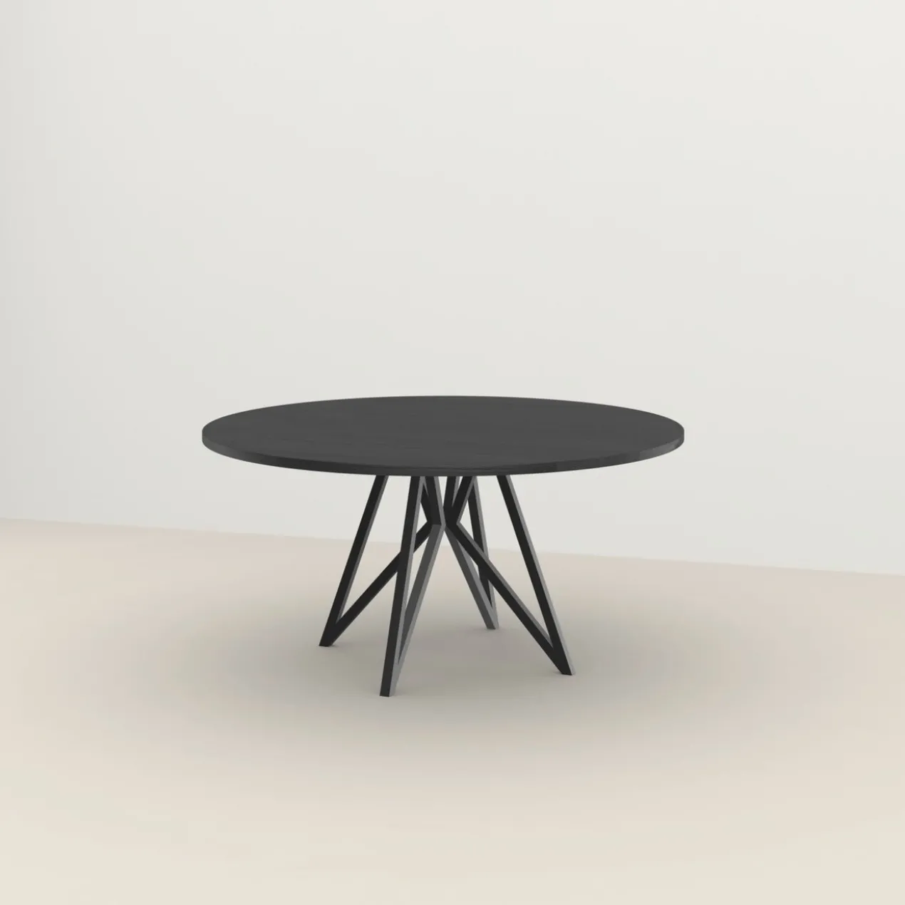 Studio HENK tafel Butterfly Rond Quadpod - zwart frame, zwarte beits ⌀140 | Zwarte Beits | Rechte Rand | Frame Zwart