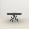 Studio HENK tafel Butterfly Rond Quadpod - zwart frame, zwarte beits ⌀150 | Zwarte Beits | Rechte Rand | Frame Zwart