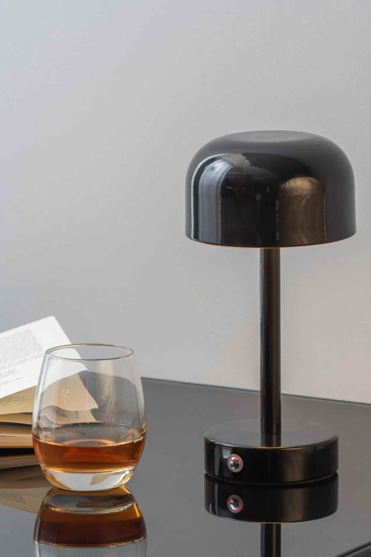 Table lamp James LED iron shiny jungle green