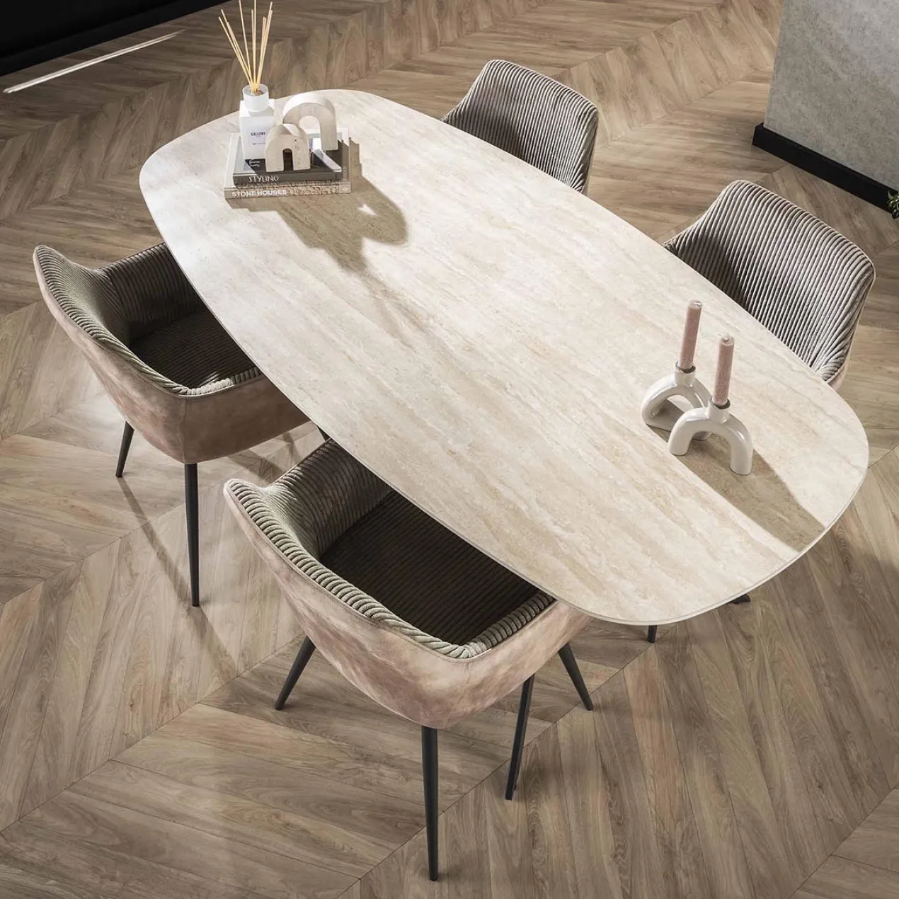 Tafel Deens Ovaal Limestone