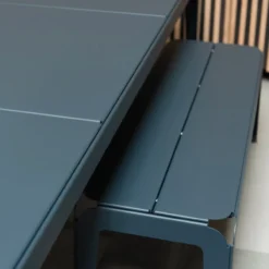 Tuinbank Bended Bench 140 grey blue