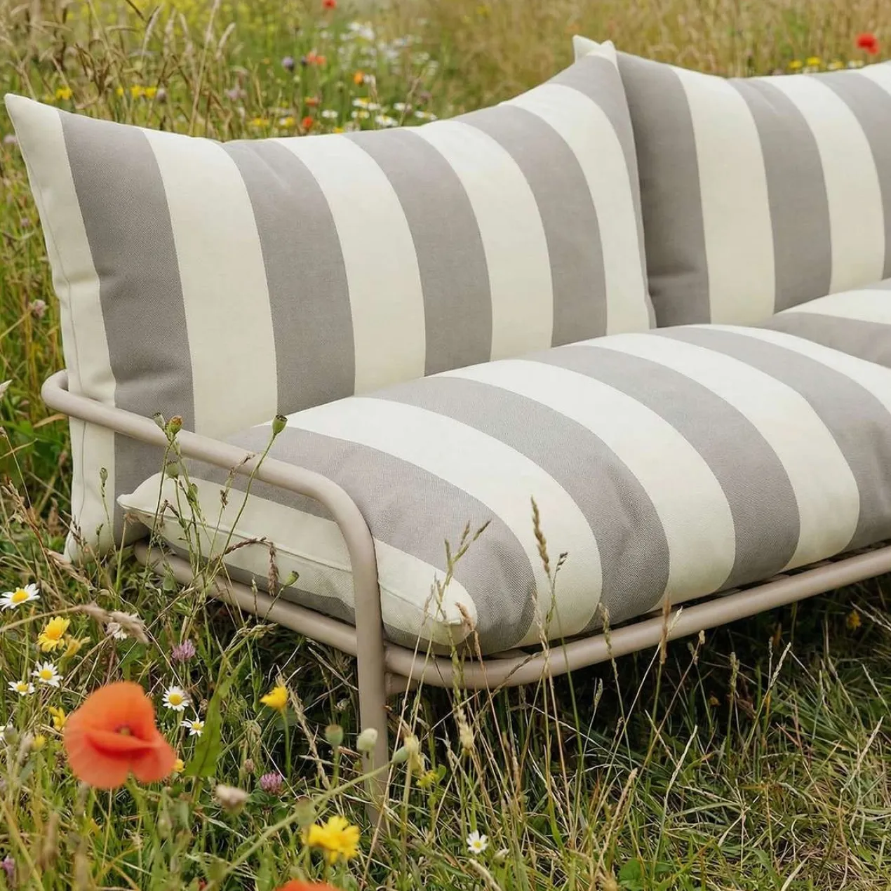Tuinbank Mollis 2-zits renesse taupe