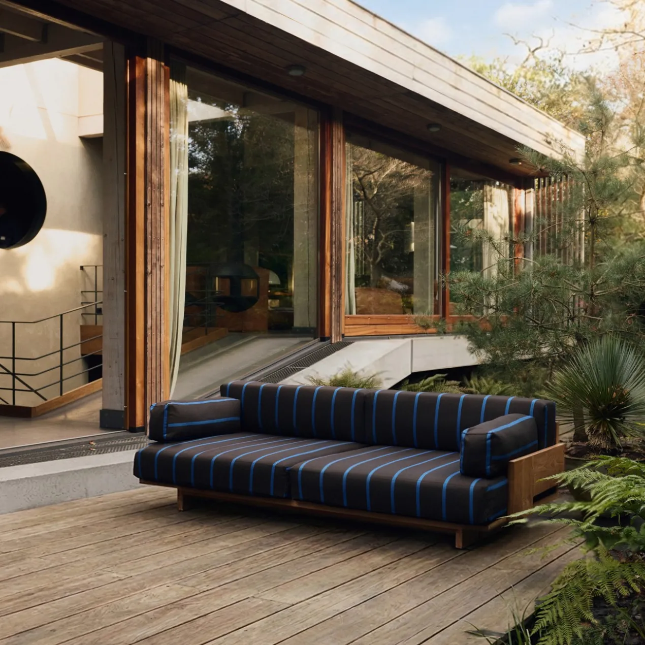 Tuinbank teak burnt sky