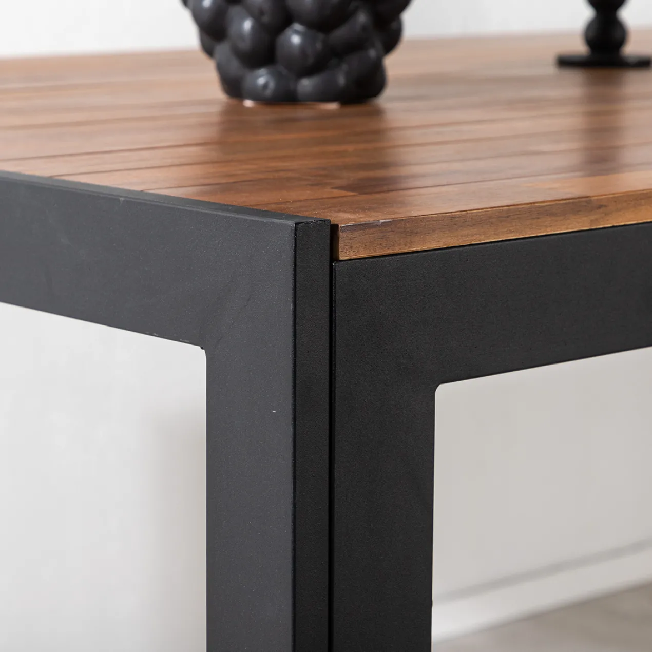 Tuintafel Lasse aluminium - houten tafelblad Zwart