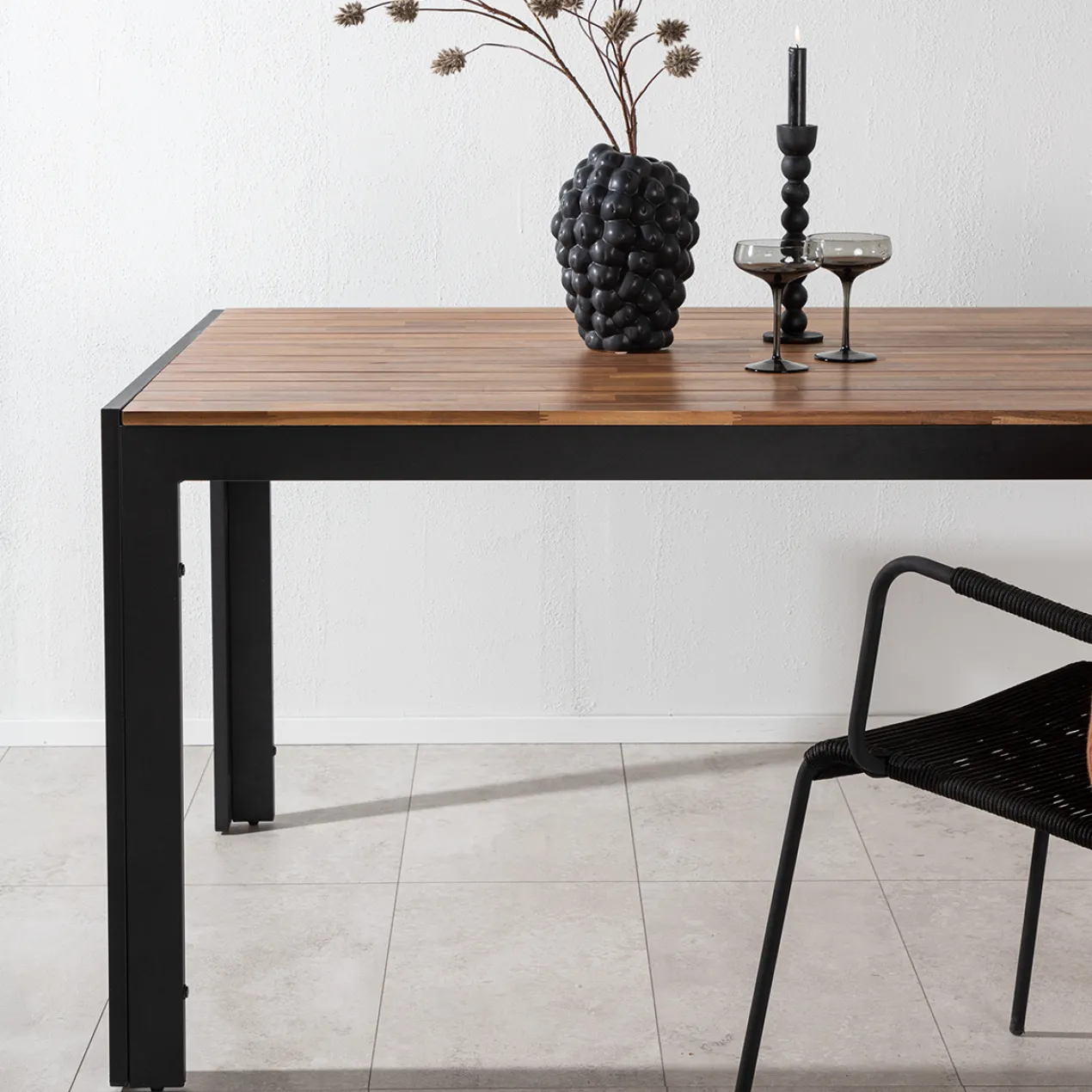 Tuintafel Lasse aluminium - houten tafelblad Zwart