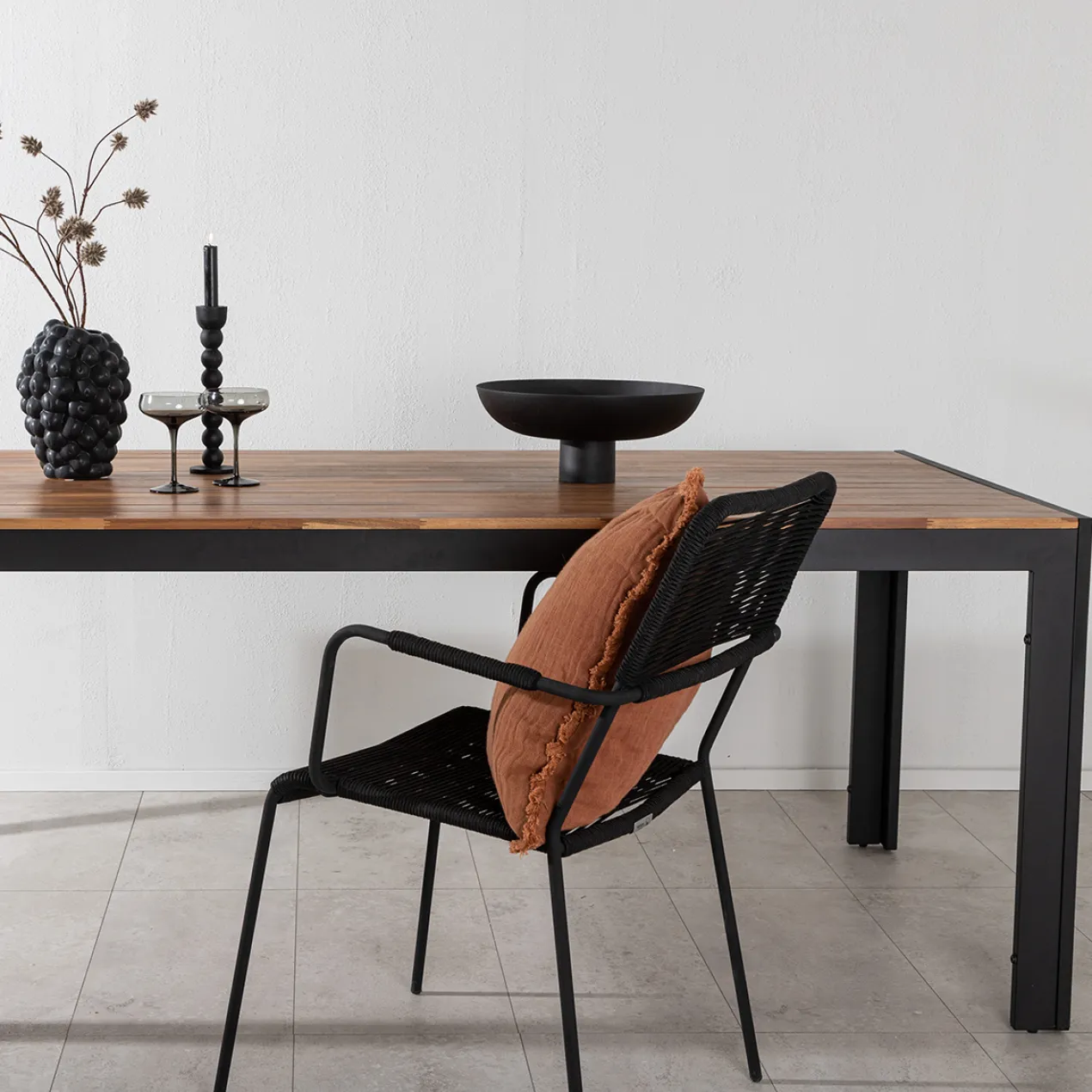 Tuintafel Lasse aluminium - houten tafelblad Zwart