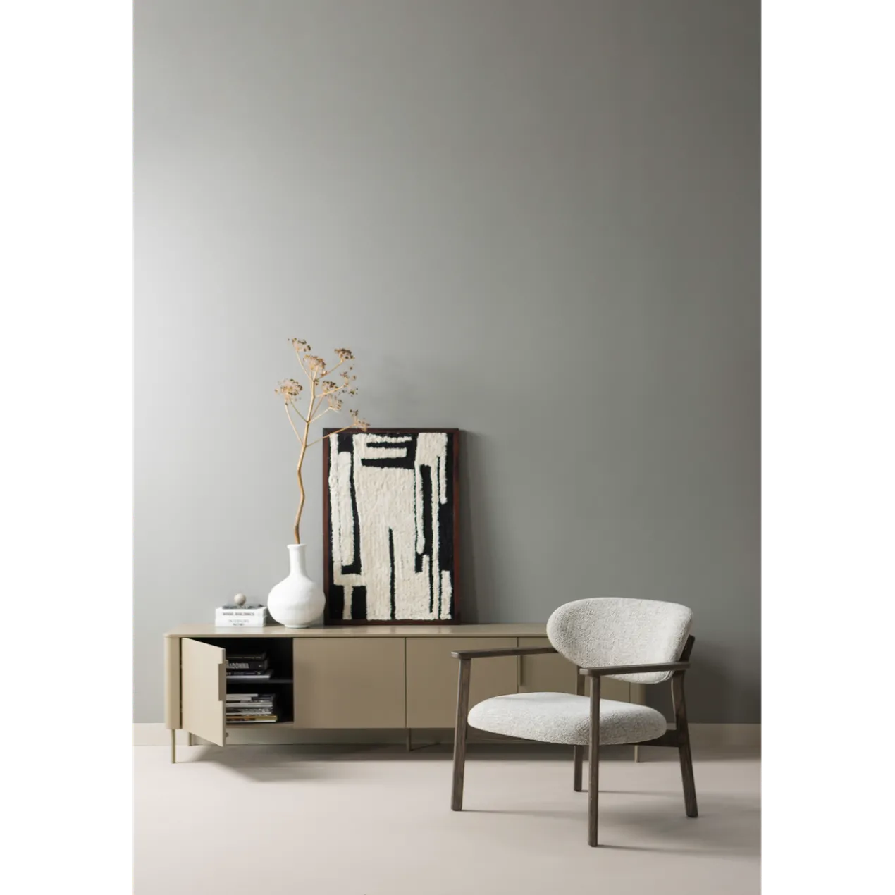 Udar fauteuil naturel met houten frame bruin