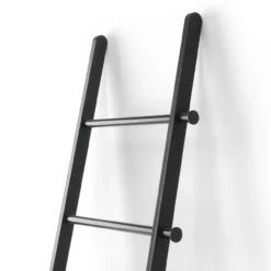 Umbra decoratieve ladder Leana zwart
