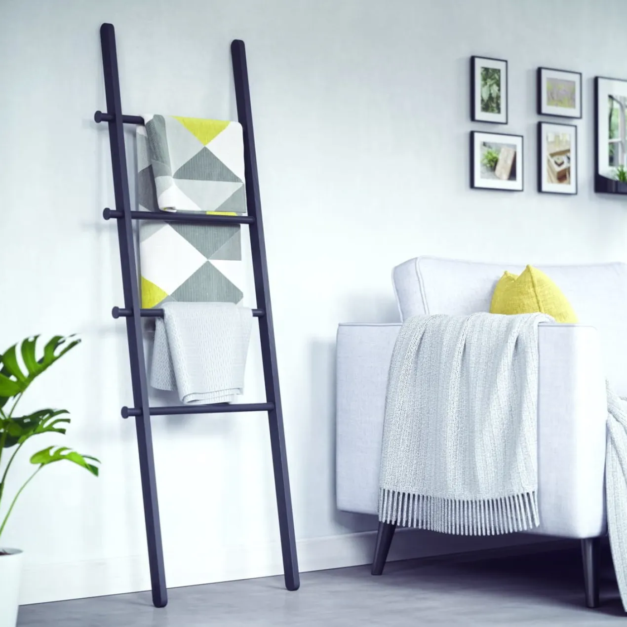 Umbra decoratieve ladder Leana zwart