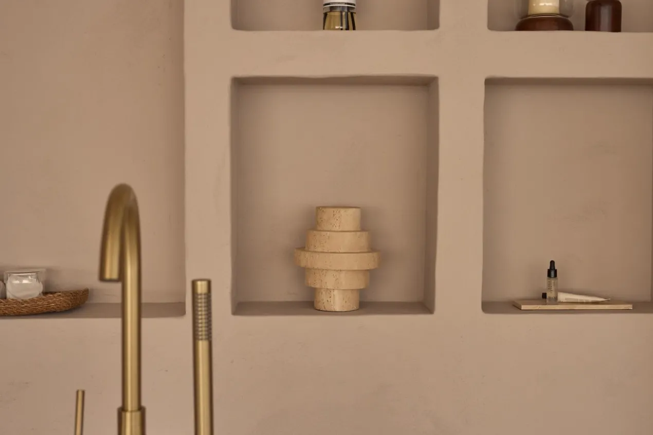Vaas Agano Travertine M