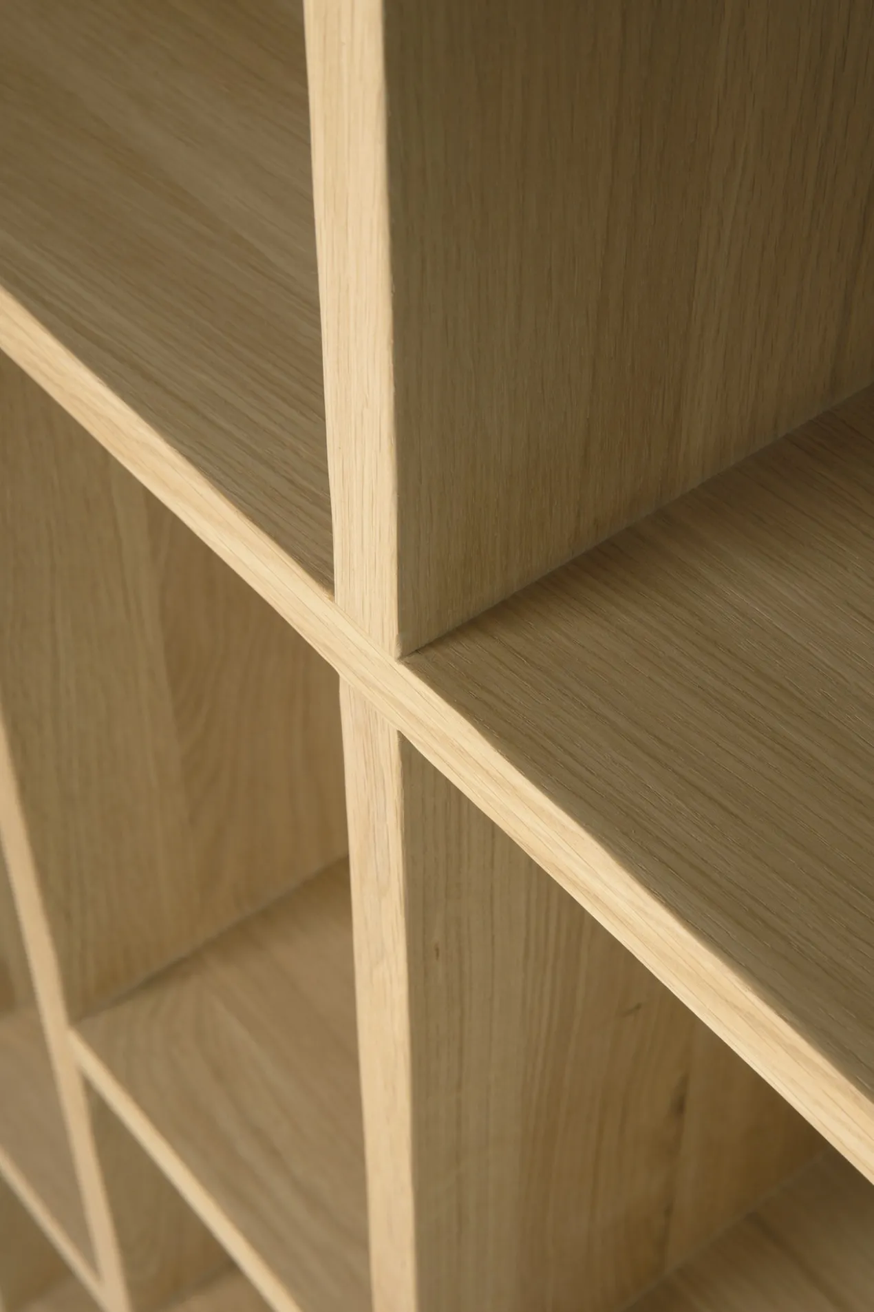 Vakkenkast M Rek - eiken geolied - 30x90x139 cm