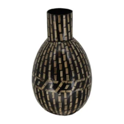 Vase bamboo