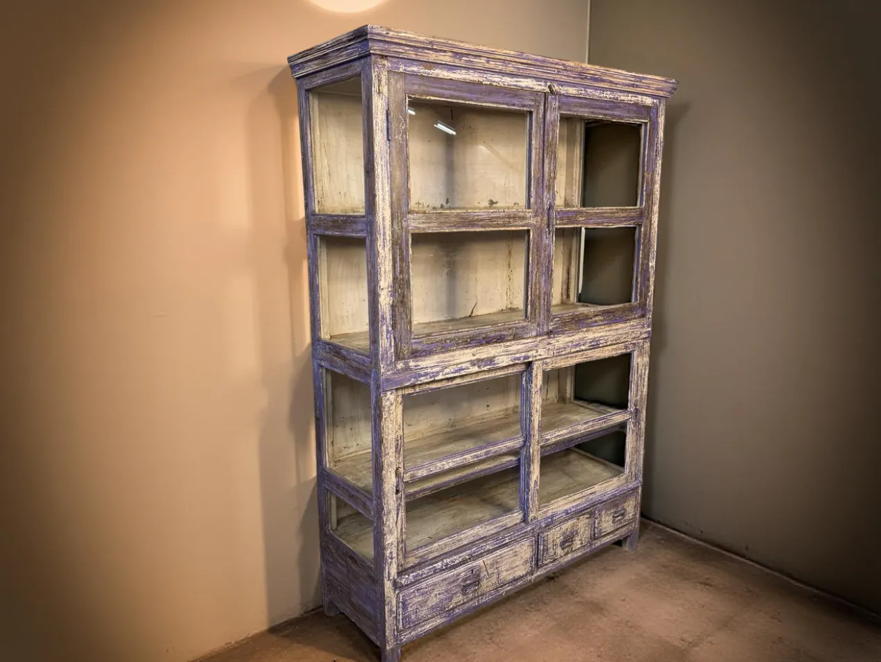 Vitrinekast 4deur 3lades paars/blauw