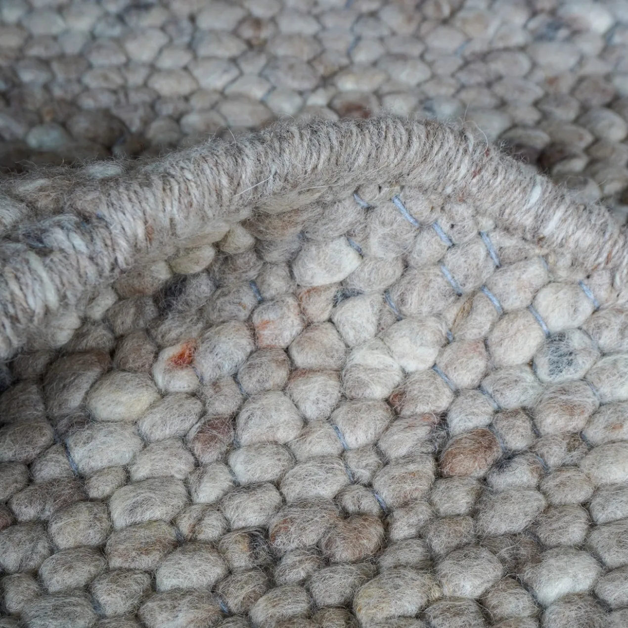 Vloerkleed Stone kiezelvormig donkerbeige 200x280 cm