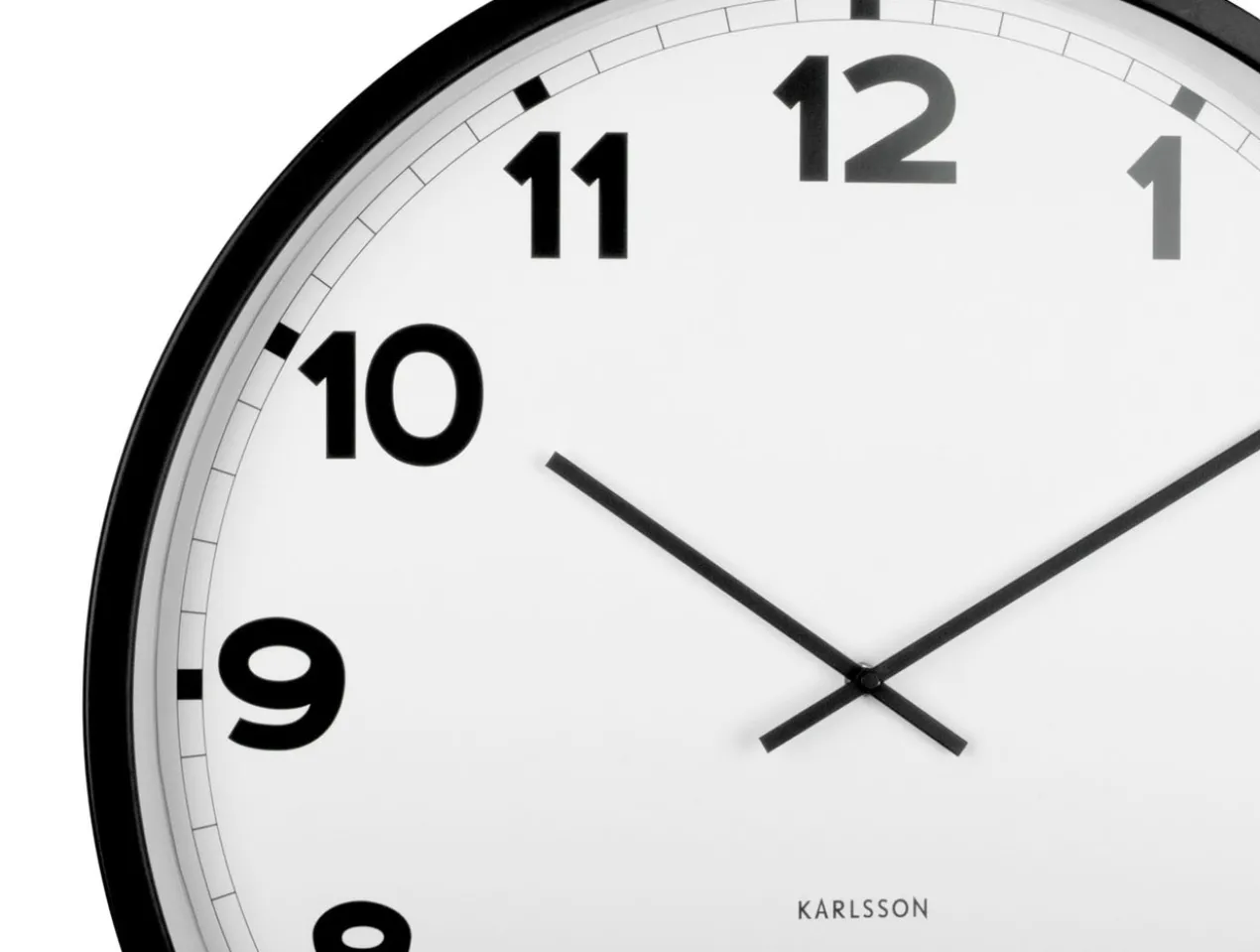 Wall clock New Classic large white