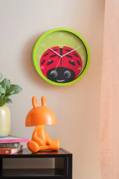 Wall clock Peekaboo Ladybug green