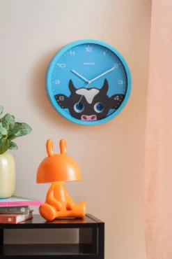 Wall clock Peekaboo Ladybug green