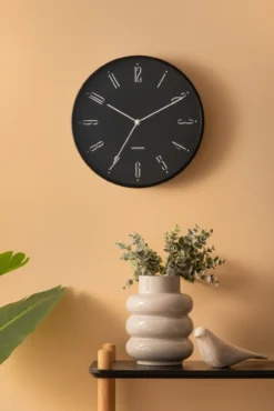 Wall clock Regal Numbers blush red