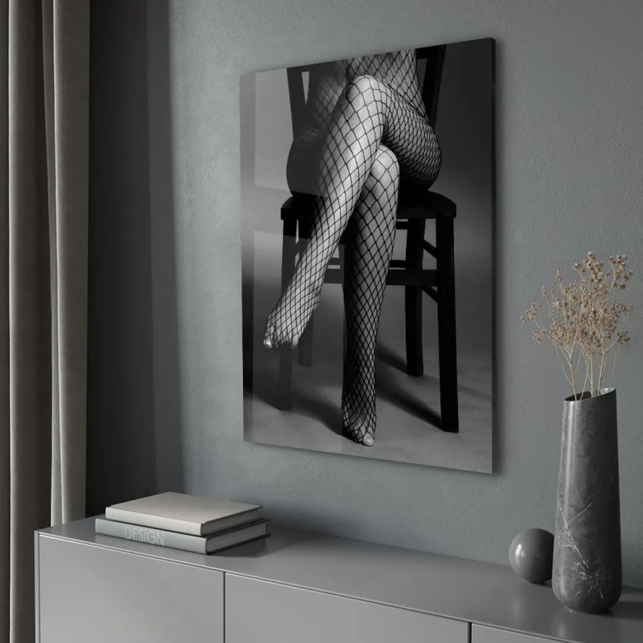 Walljar acrylglas schilderij - Woman On Chair Acrylglas schilderij - 120 x 180 cm