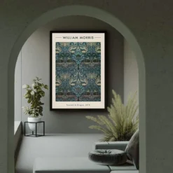 Walljar poster ingelijst - William Morris - Peacock and Dragon Poster ingelijst - 50 x 70 cm