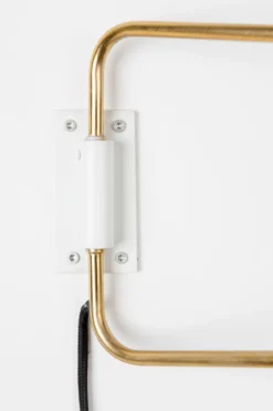 Wall lamp shady white