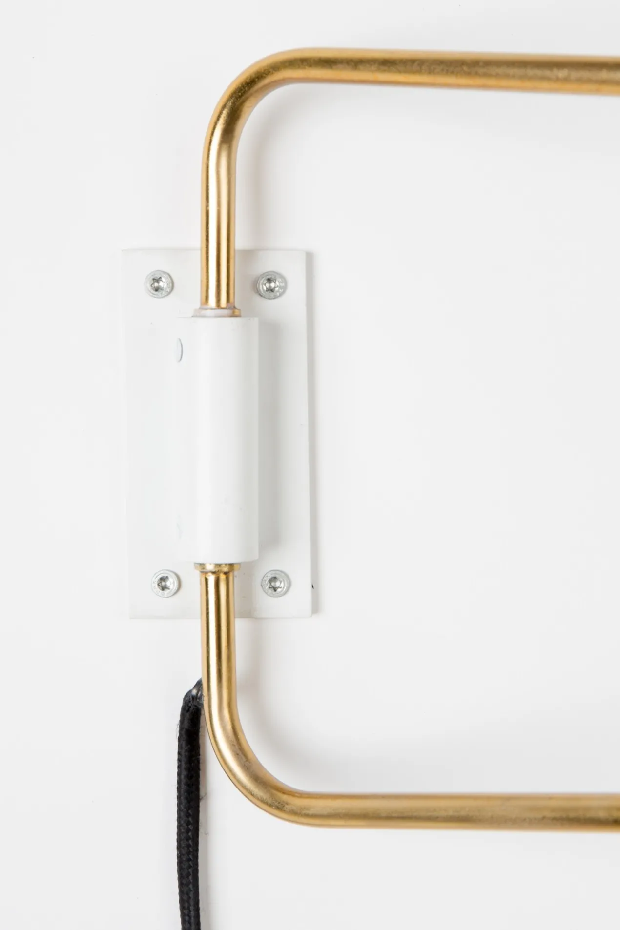 Wall lamp shady white
