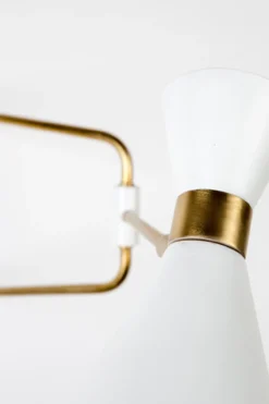 Wall lamp shady white