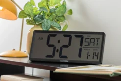 Wall/Table clock Retro LCD bright orange