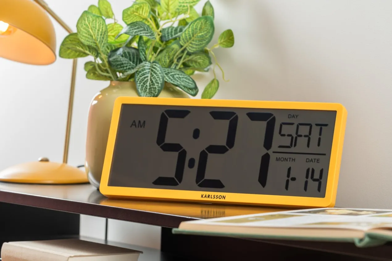 Wall/Table clock Retro LCD bright yellow