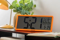 Wall/Table clock Retro LCD bright yellow