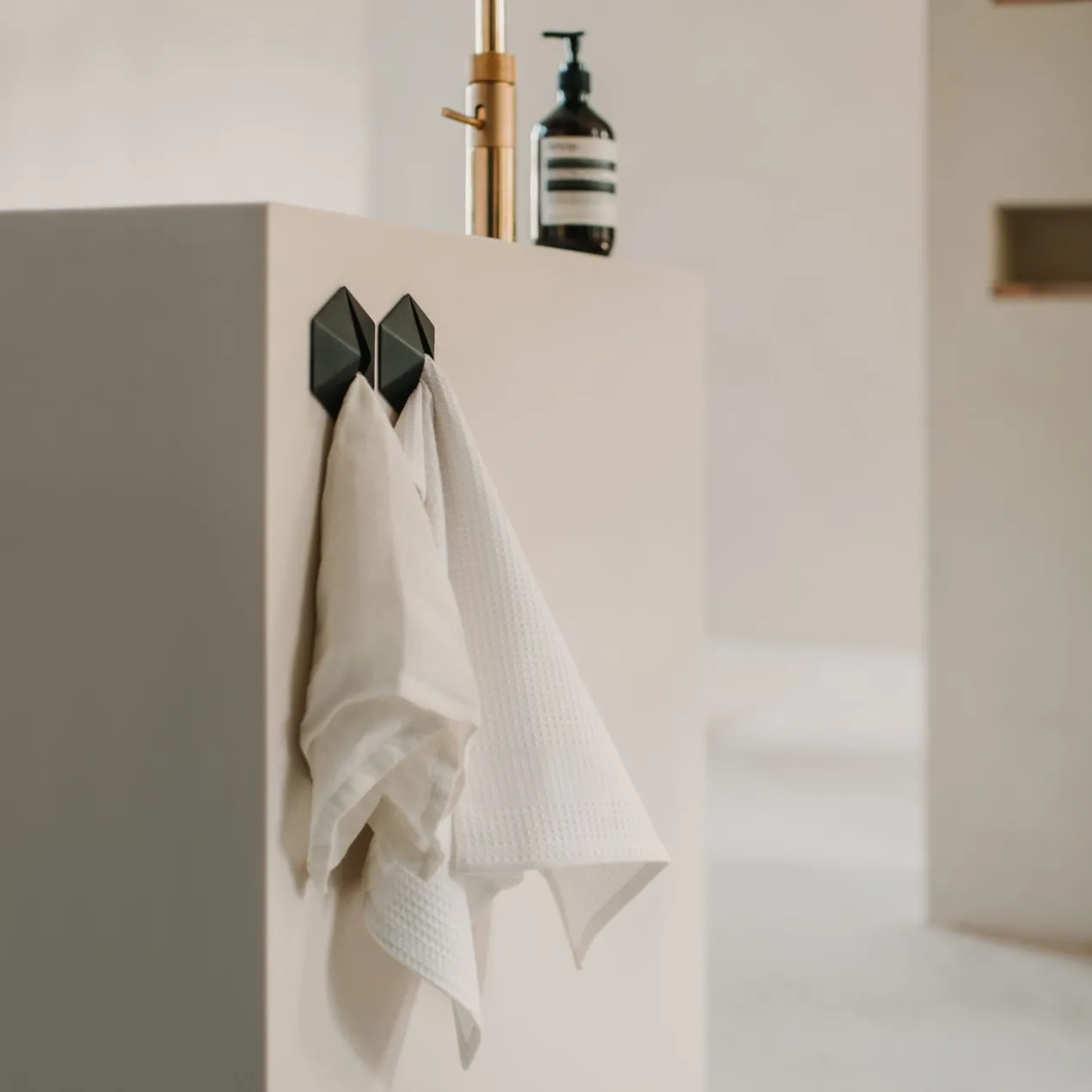 Wandhaak Towel Diamond °01 Black - 1 wandhaak