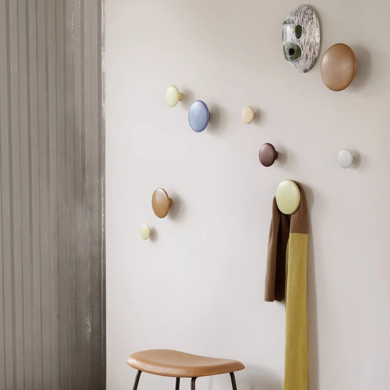Wandhaken The Dots S zwart