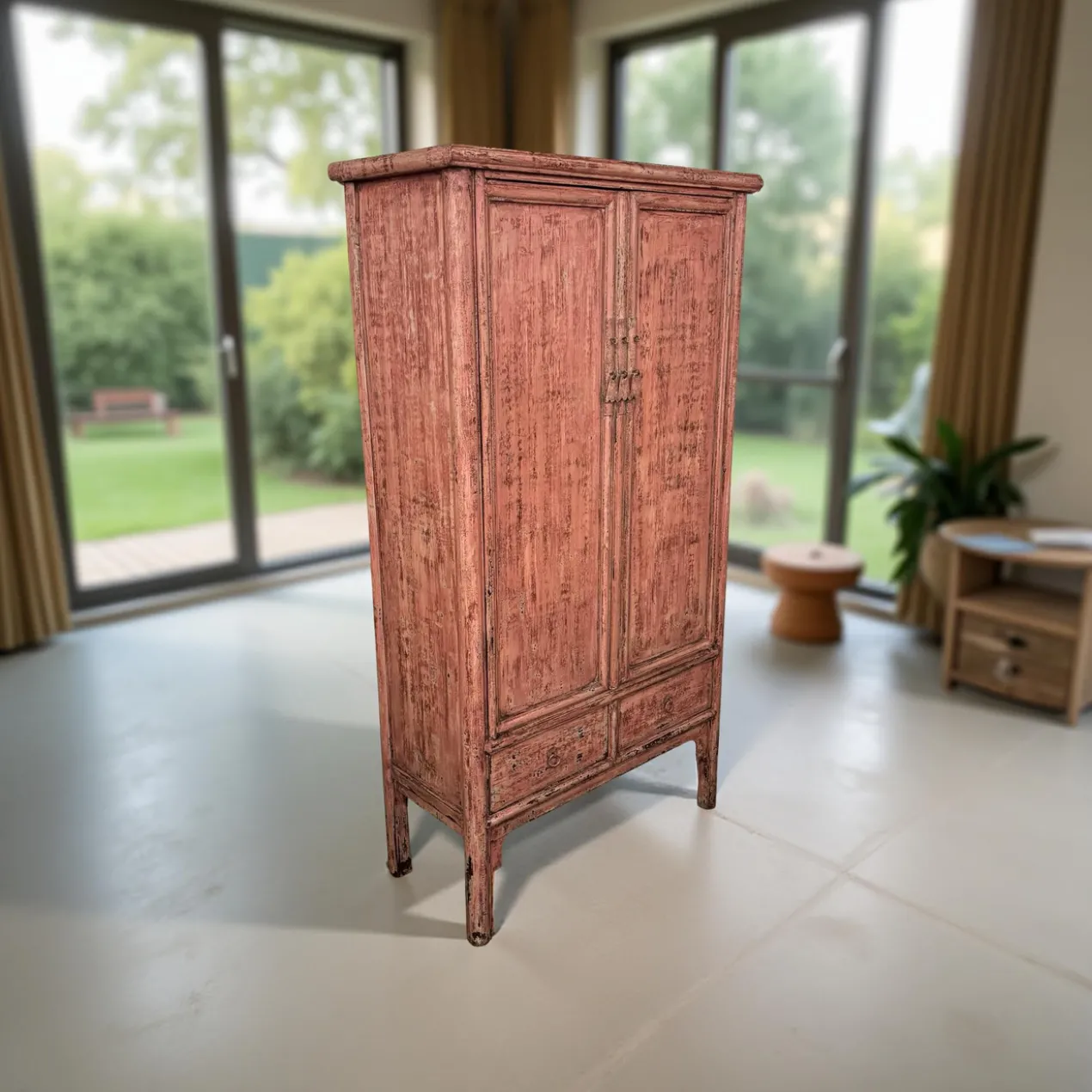Wandkast 2 deur 4 la roze/rood uniek