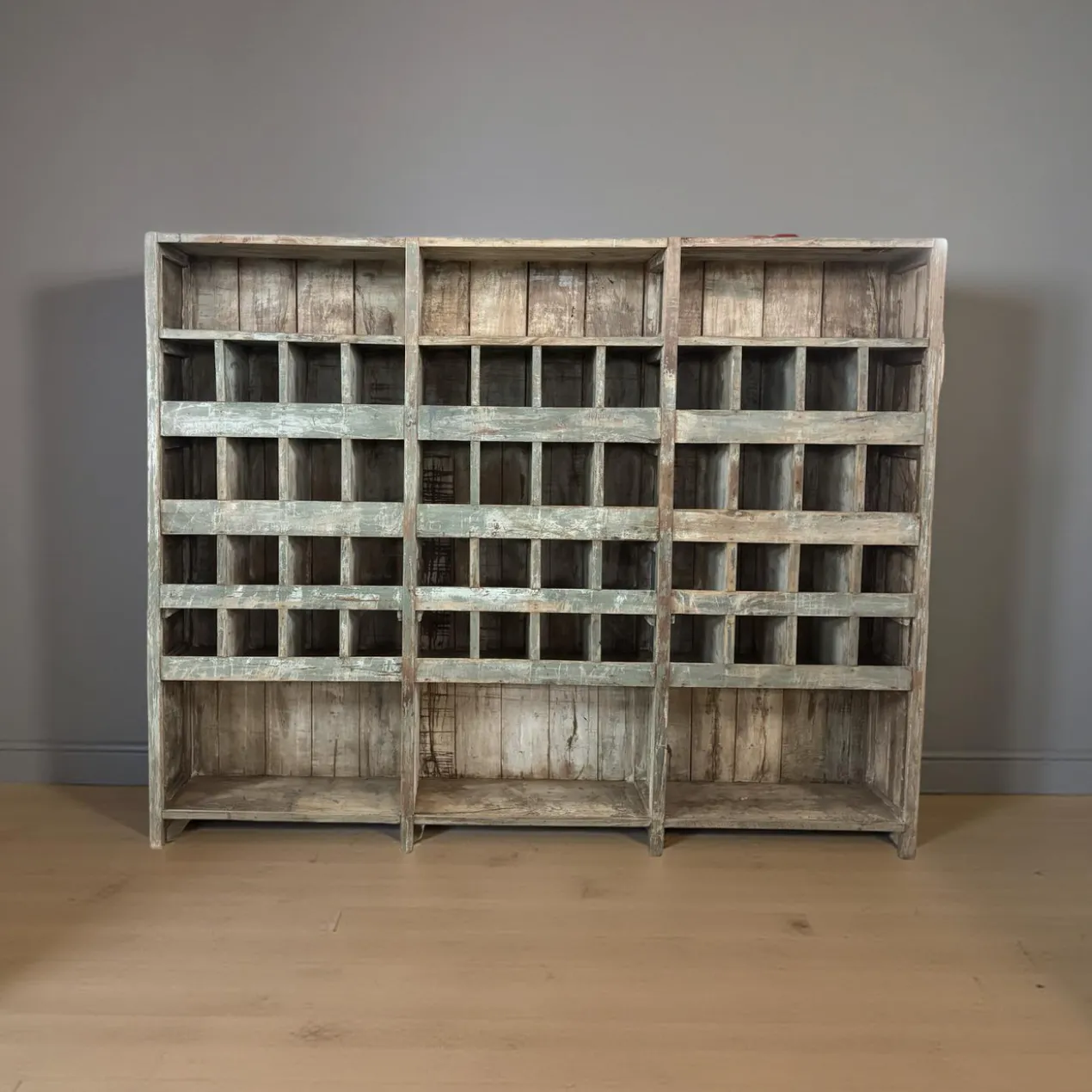 Wandkast vakken groot blauw