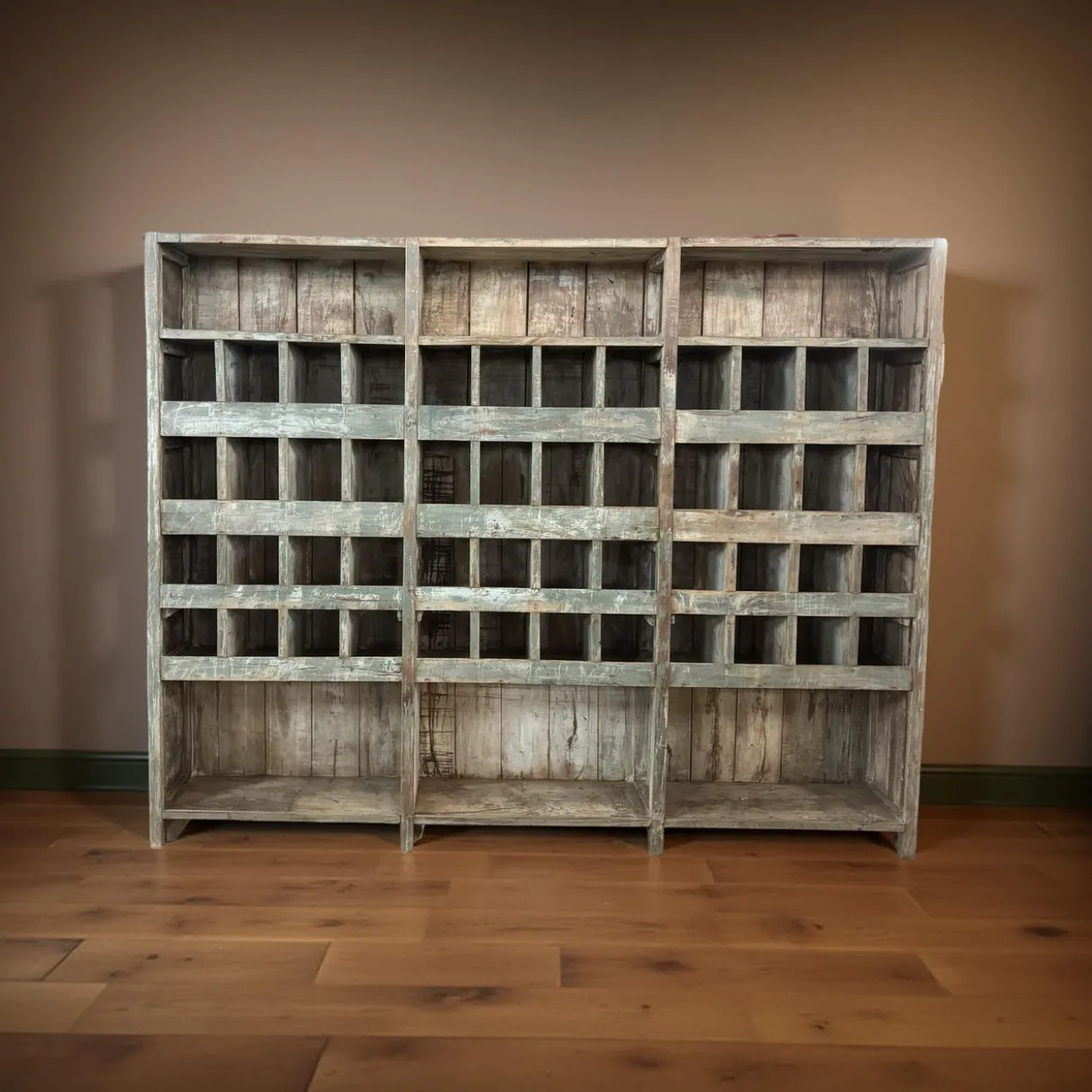 Wandkast vakken groot blauw