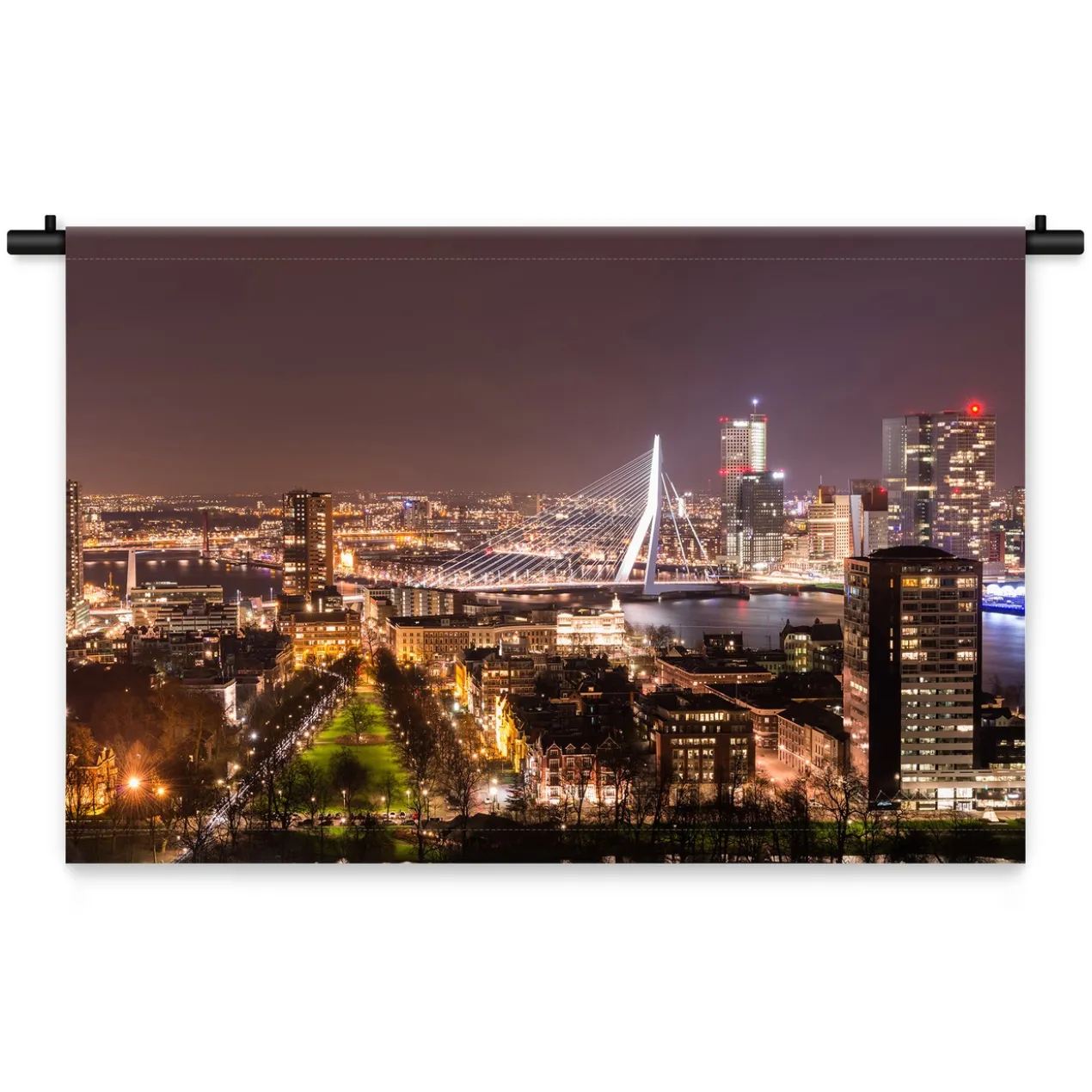 Wandkleed Skyline van Rotterdam in de avond gezien. 210 x 150 cm