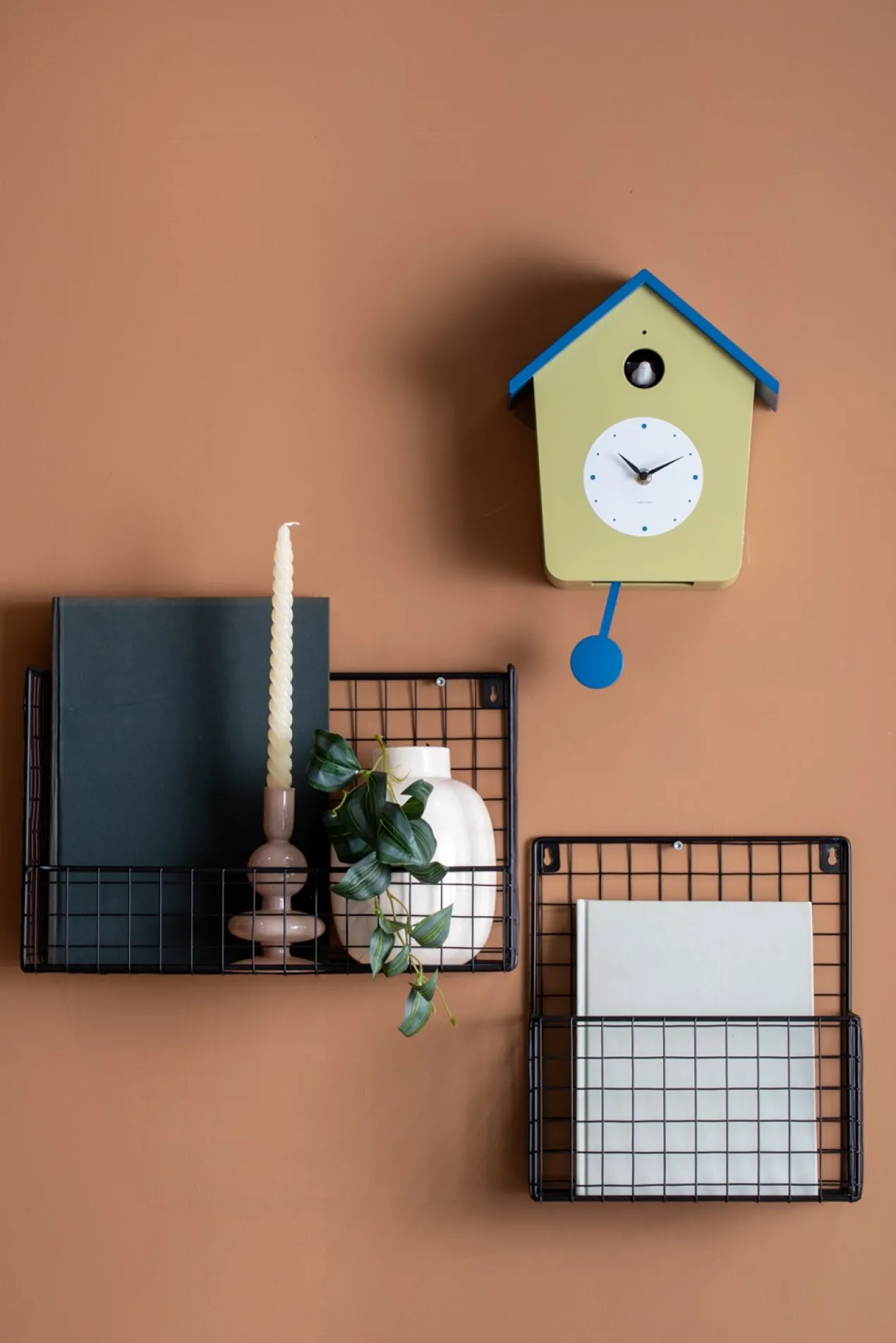 Wandklok Cuckoo Light - Theegroen & Klassiek blauw