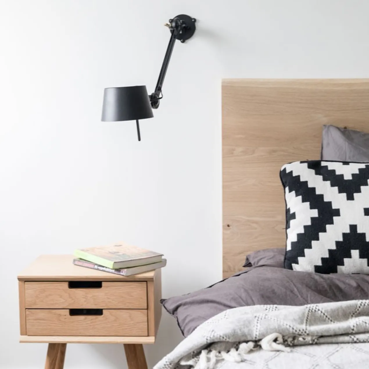 Wandlamp Bolt sidefit small install daybreak rose klein