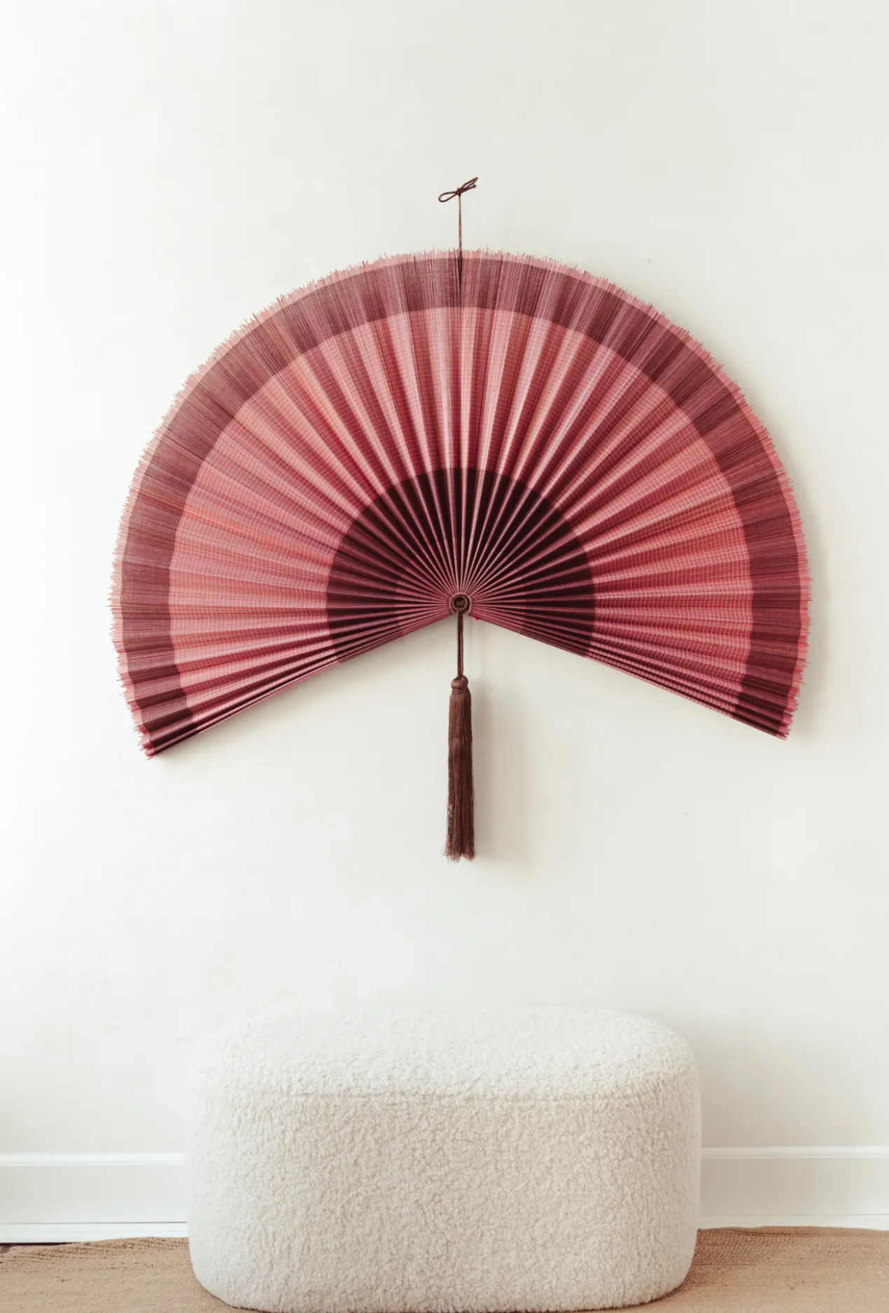 Wandornament bamboe waaier paars XL