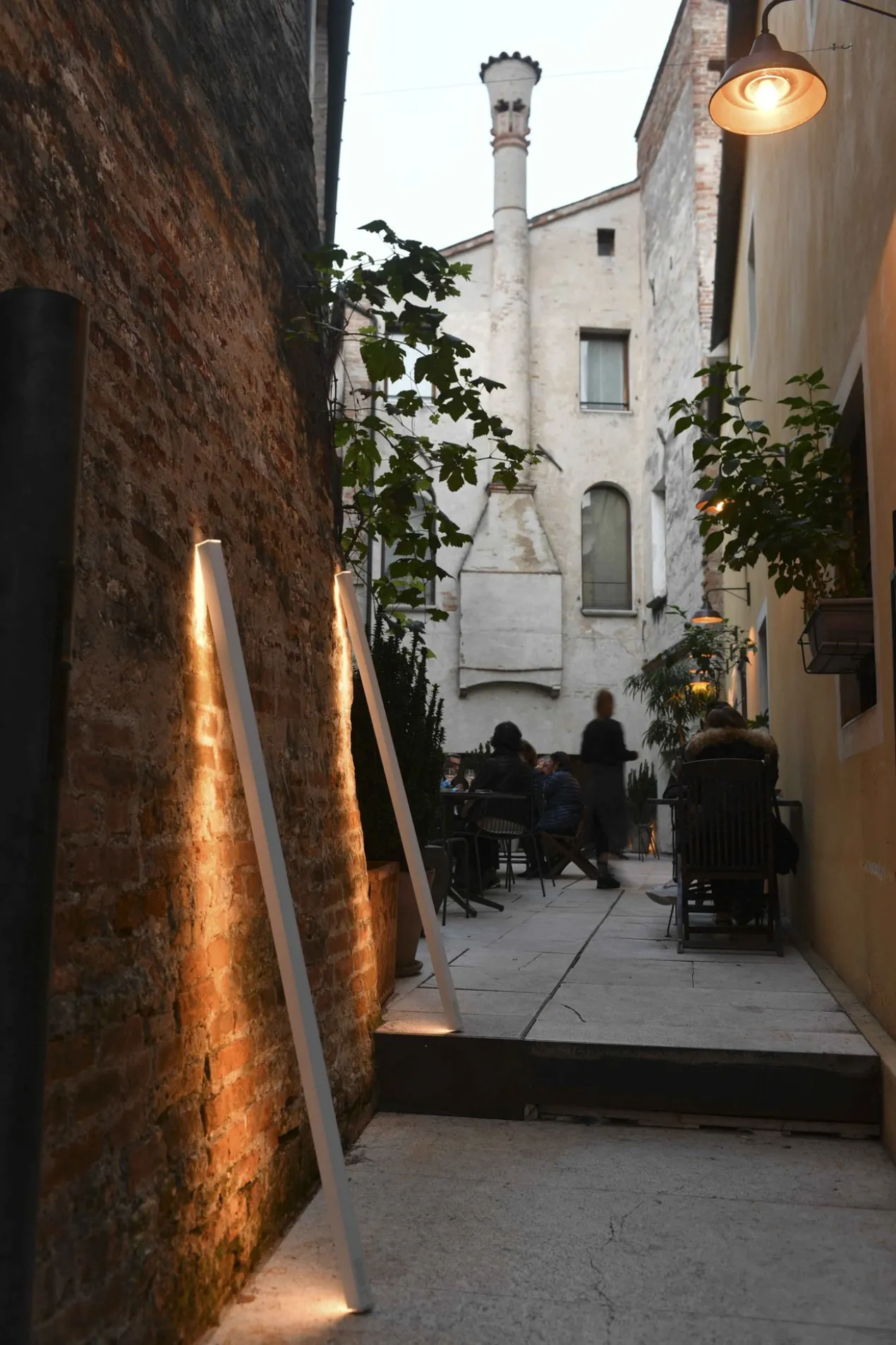 Zafferano oplaadbare lichtstaaf Pencil L wit