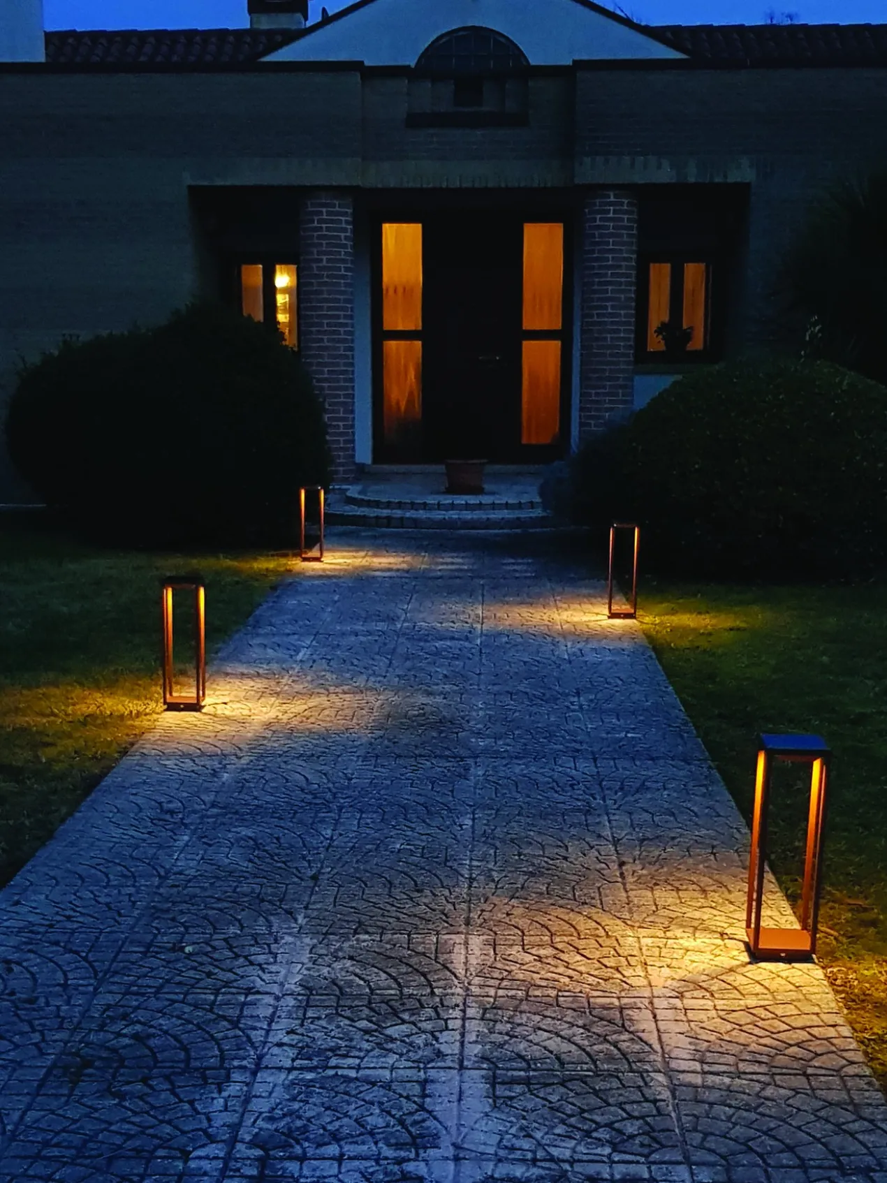 Zafferano zonne-energie Home vloerlamp M antraciet